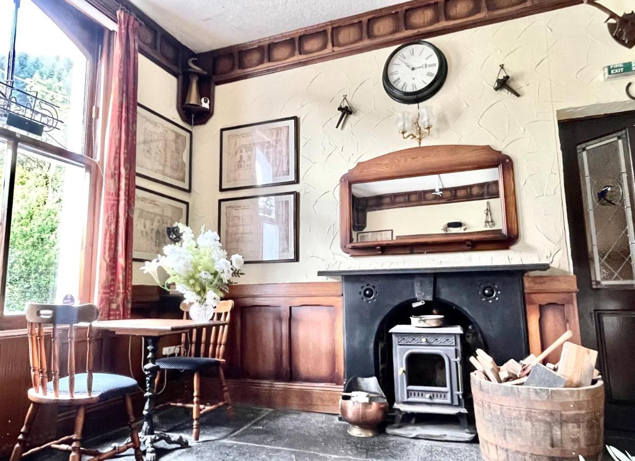 The Buckley Arms Otel Dinas Mawddwy Dış mekan fotoğraf