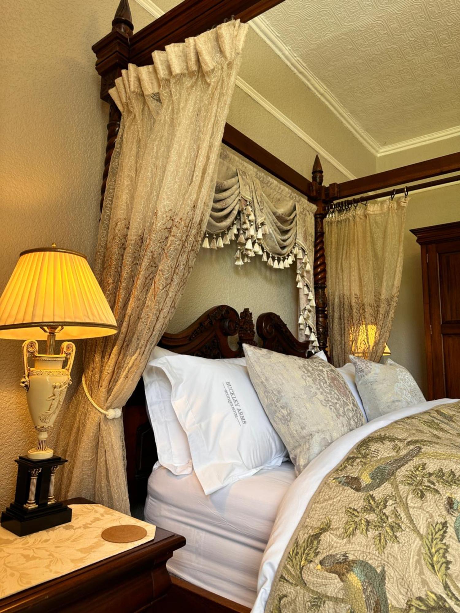The Buckley Arms Otel Dinas Mawddwy Dış mekan fotoğraf